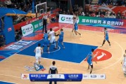 山东男篮10战9胜！克里斯34+12统治内线，许梦君5记三分奇兵